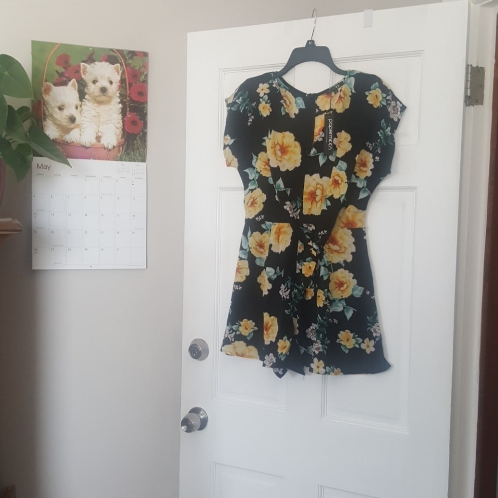 11. Papermoon romper Black - Picture 2 of 5
